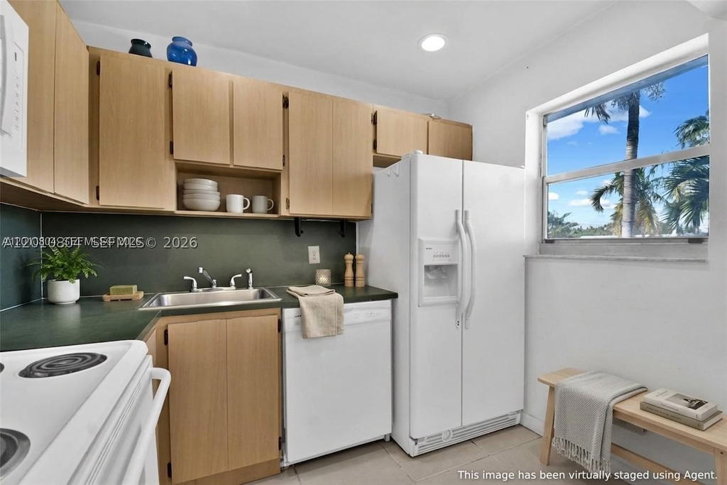 Real estate property located at 618 Euclid Ave #303, Miami-dade, Euclid Plaza Condo, Miami Beach, FL