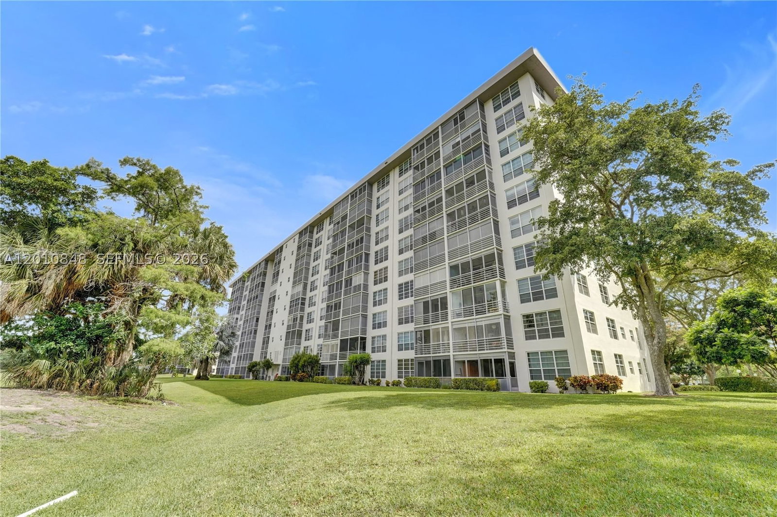 Real estate property located at 575 Oaks Ln #508, Broward, No 61 Palm-aire Country Cl, Pompano Beach, FL