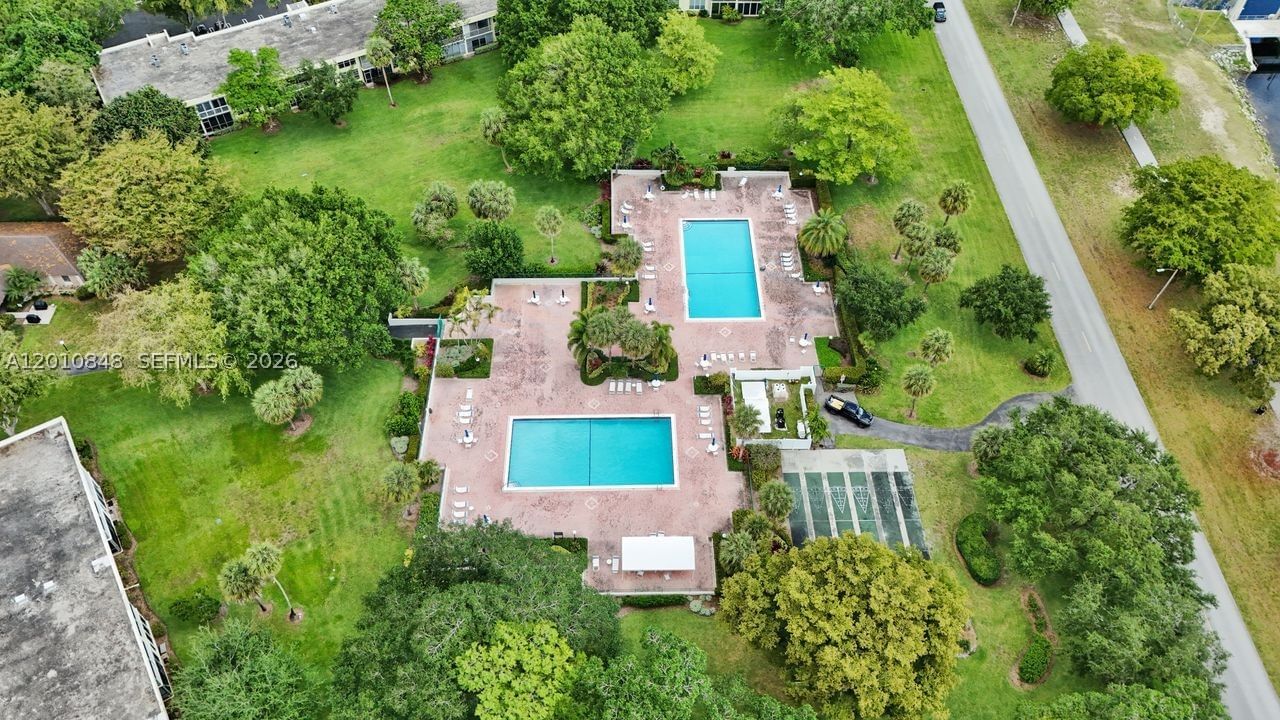 Real estate property located at 575 Oaks Ln #508, Broward, No 61 Palm-aire Country Cl, Pompano Beach, FL