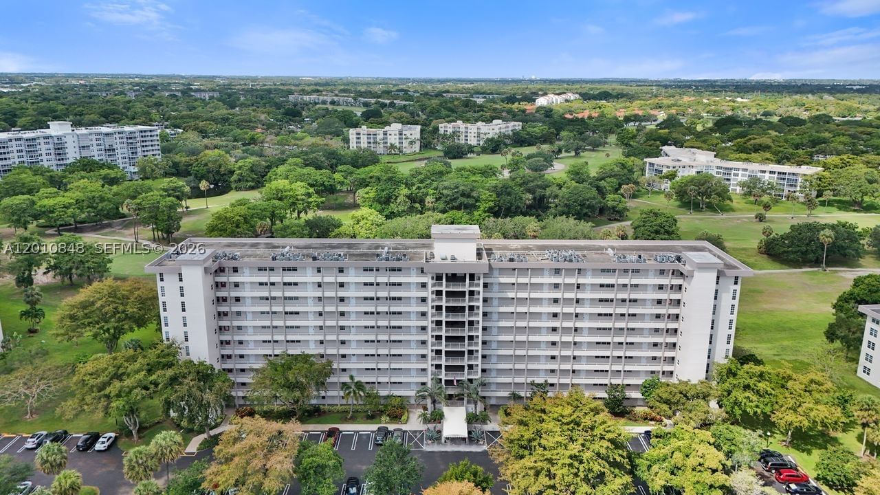 Real estate property located at 575 Oaks Ln #508, Broward, No 61 Palm-aire Country Cl, Pompano Beach, FL