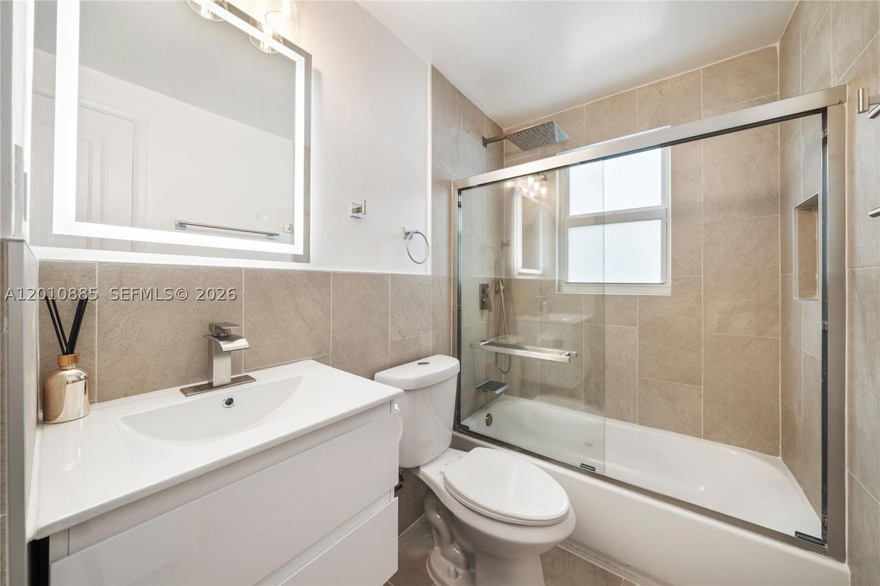 Real estate property located at 4501 Prairie Ave #1, Miami-dade, The Ewing Condo, Miami Beach, FL