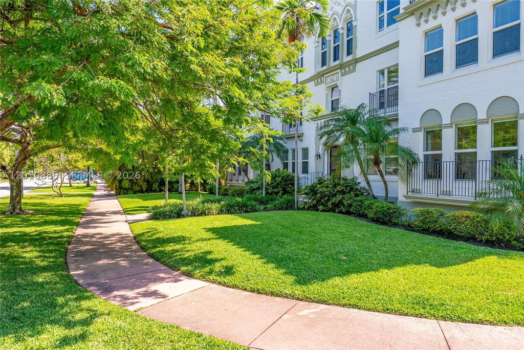 Real estate property located at 4501 Prairie Ave #1, Miami-dade, The Ewing Condo, Miami Beach, FL