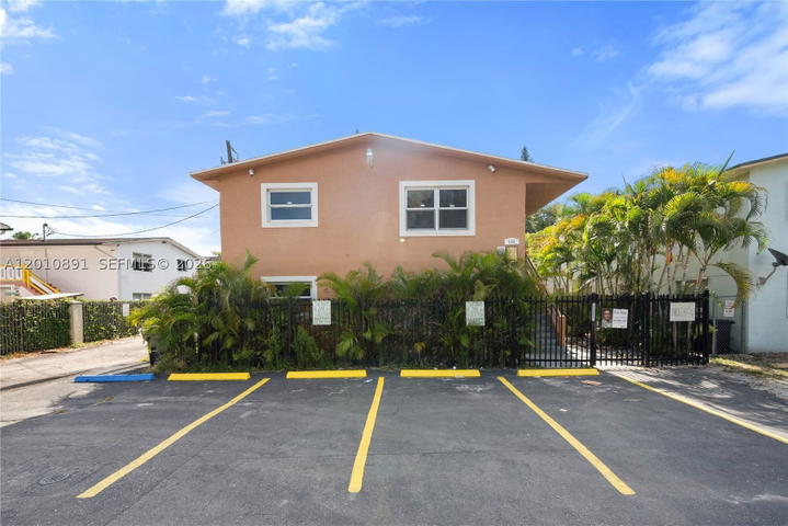 Real estate property located at 608 16th Ave, Broward, Riverside No 2, Fort Lauderdale, FL