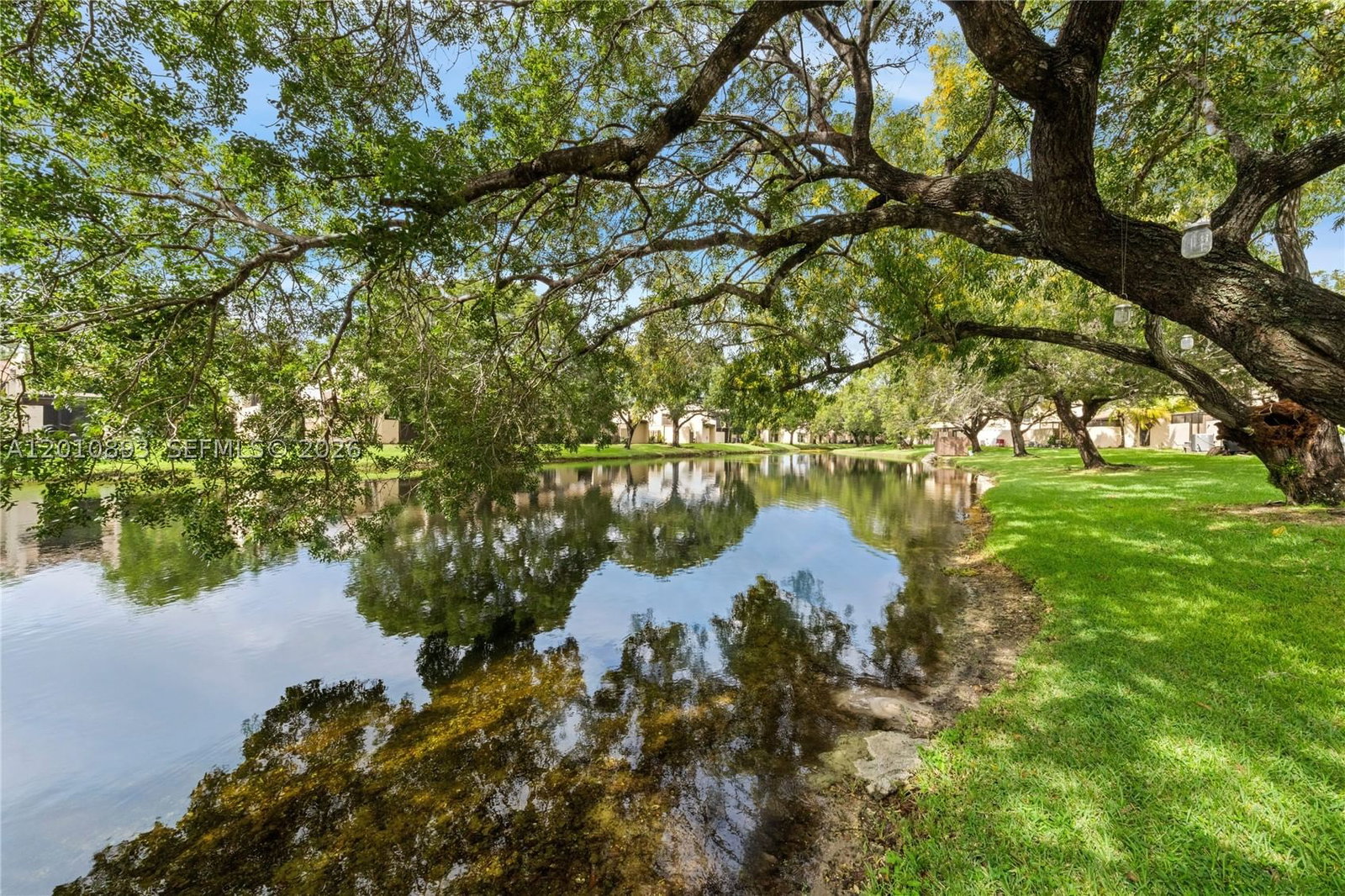 Real estate property located at 1140 99th Ave #70, Broward, Westview Condominium No S, Pembroke Pines, FL