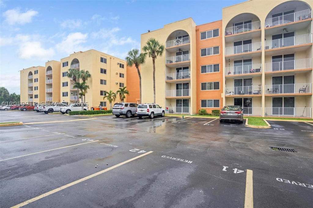 Real estate property located at 6980 186th St #3-227A, Miami-dade, Coral Gate West Condo, Hialeah, FL