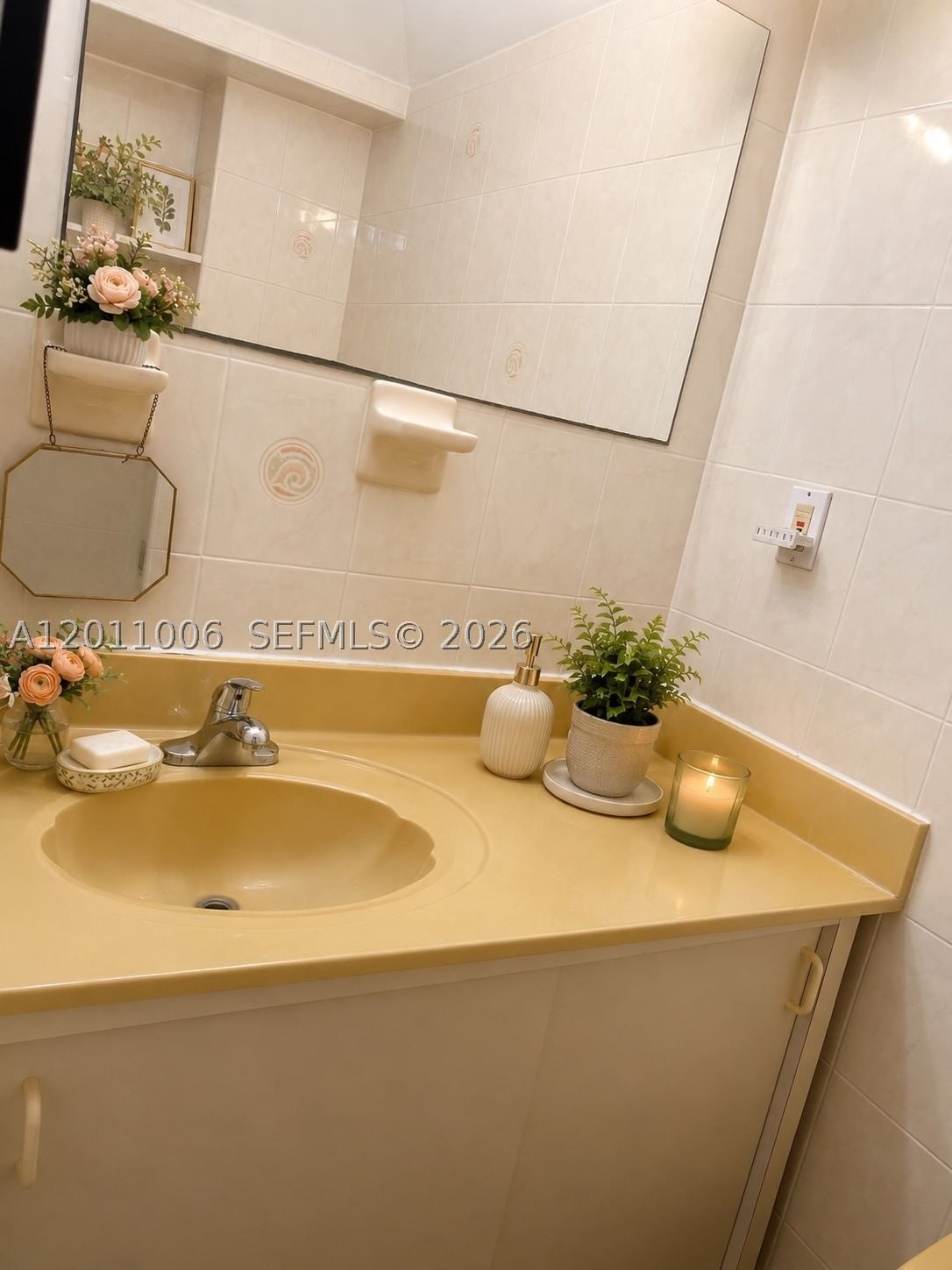 Real estate property located at 4825 111th Ave, Miami-dade, Westwood Lake 5th Addn, Miami, FL