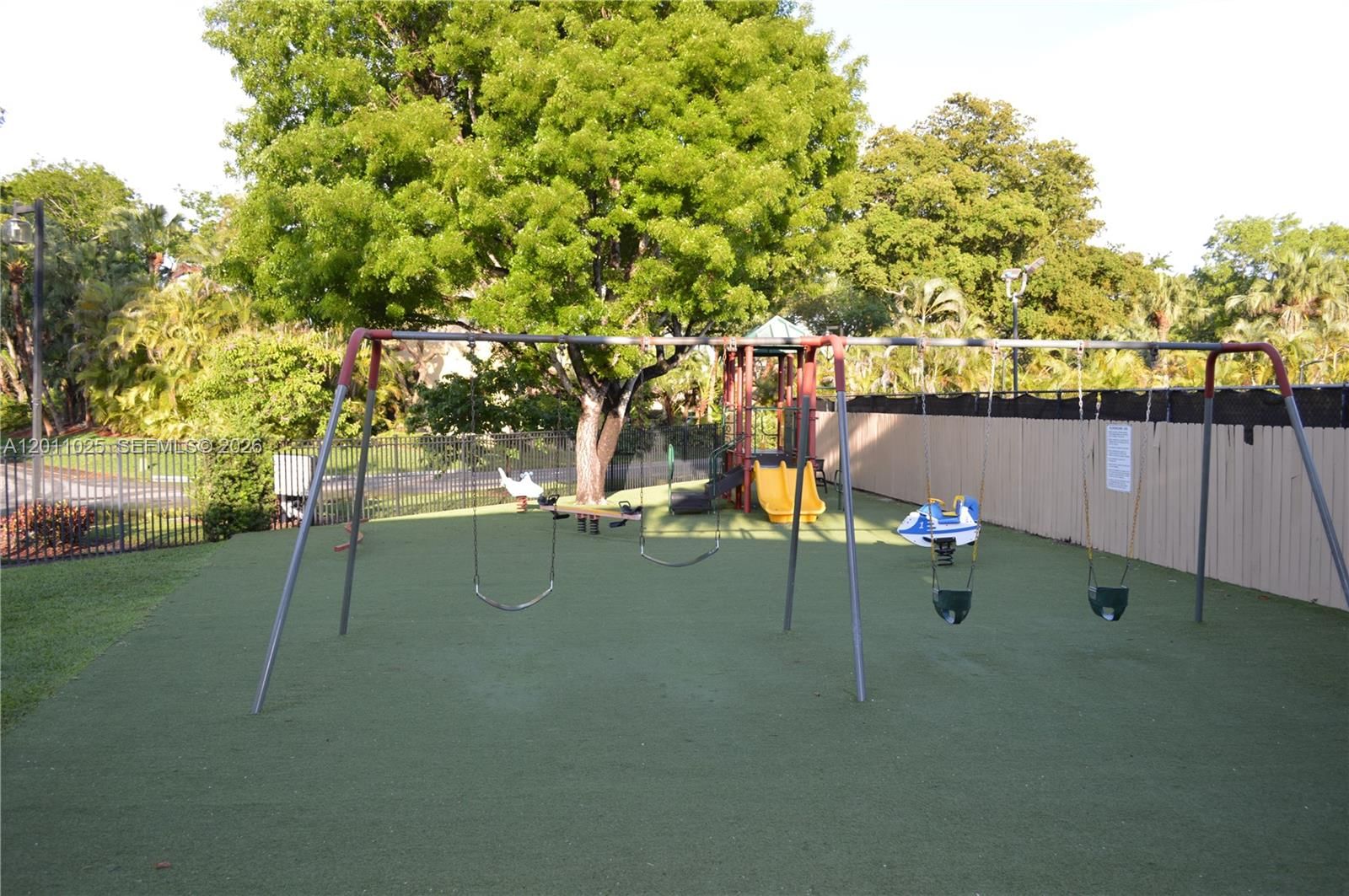 Real estate property located at 3932 Estepona Ave #7D5, Miami-dade, Costa Del Sol Condo No 1, Doral, FL