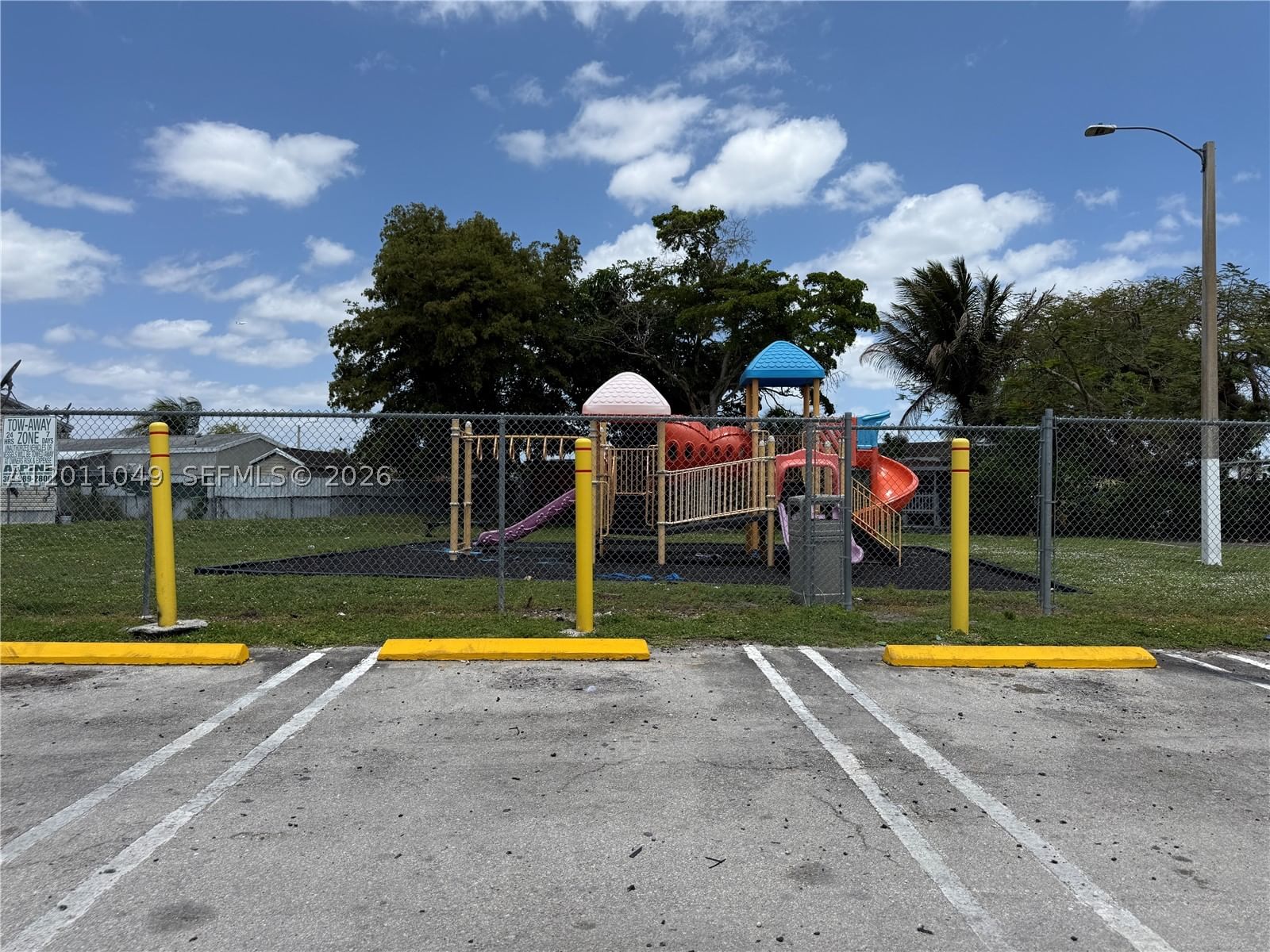 Real estate property located at 1495 131st AVE, Miami-dade, University Lakes, Miami, FL