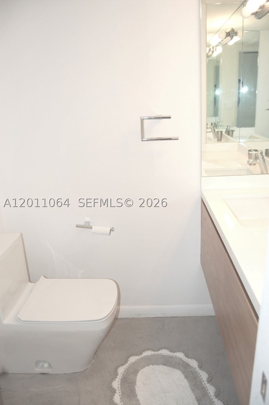 Real estate property located at 2301 Collins Ave #504, Miami-dade, Roney Palace Condo, Miami Beach, FL