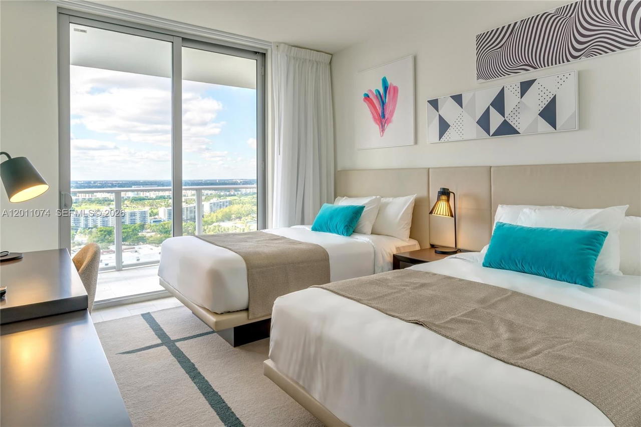 Real estate property located at 4010 Ocean Dr R1808, Broward, Hyde Beach House, Hollywood, FL