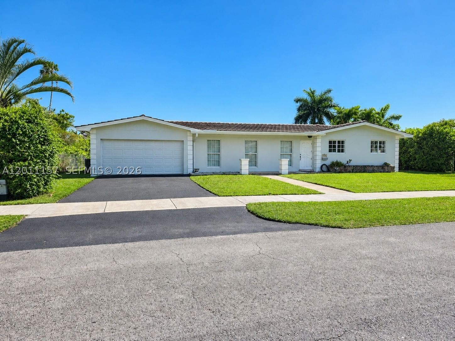 Real estate property located at 14250 85th St, Miami-dade, Kendale Lakes Sec Five, Miami, FL