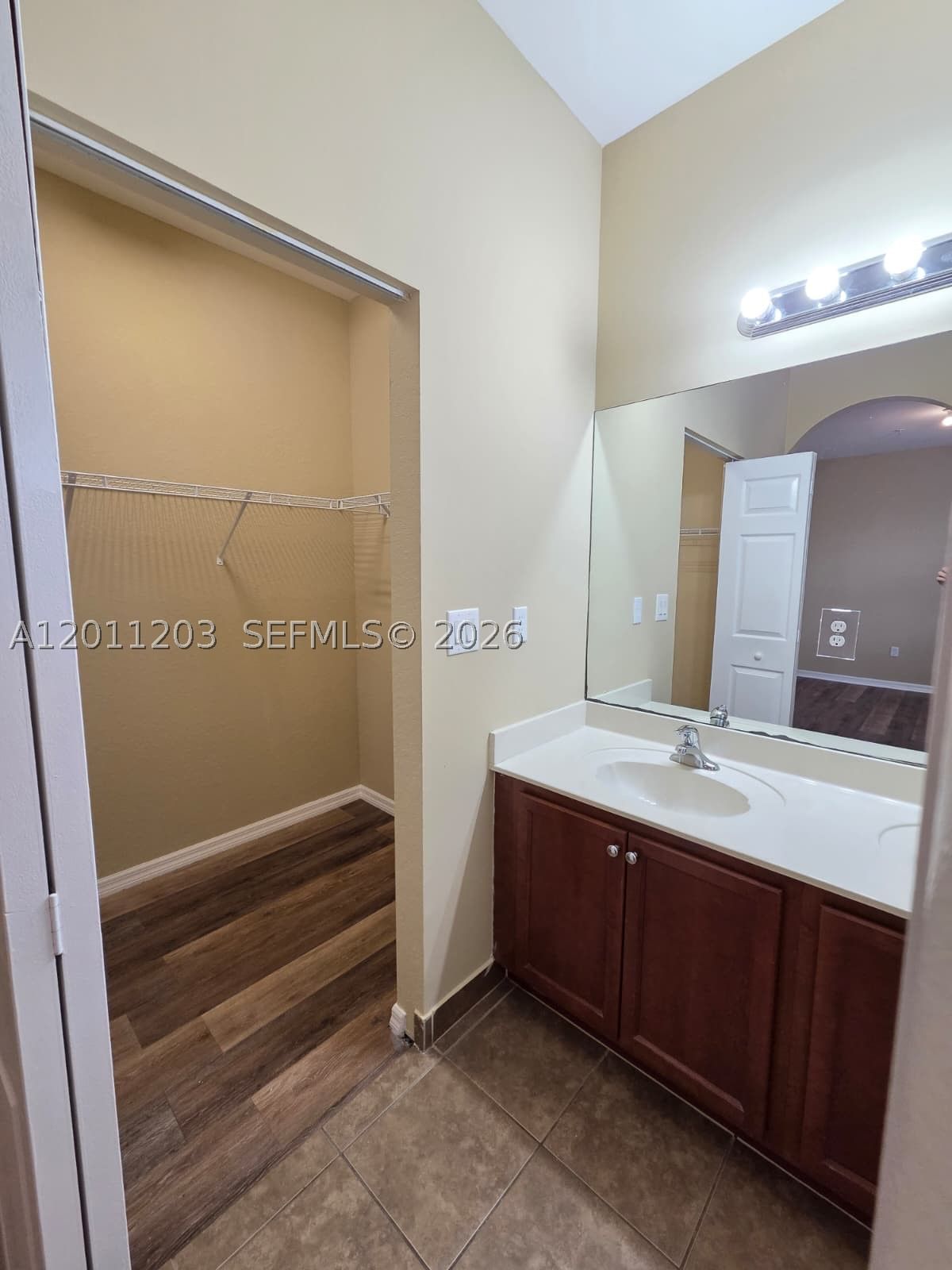 Real estate property located at 2851 Prospect Rd #404, Broward, Tuscan Villas Condo, Tamarac, FL