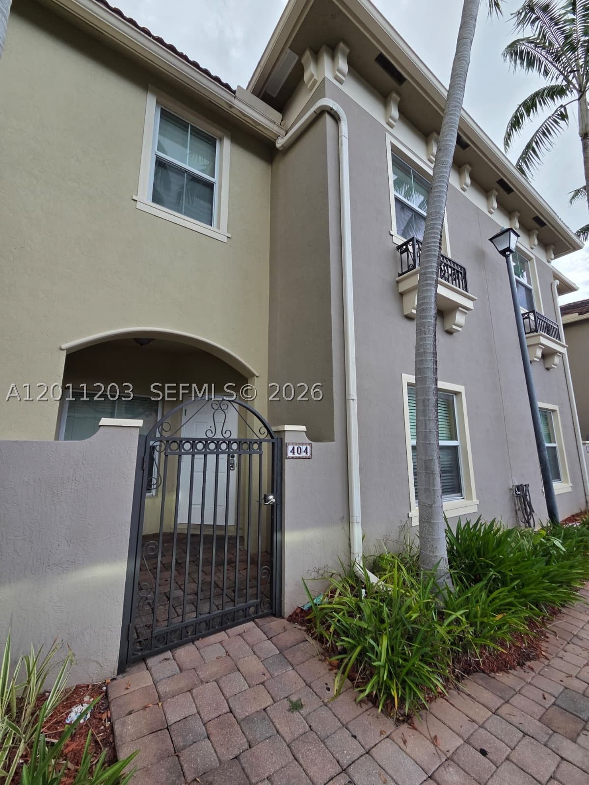 Real estate property located at 2851 Prospect Rd #404, Broward, Tuscan Villas Condo, Tamarac, FL