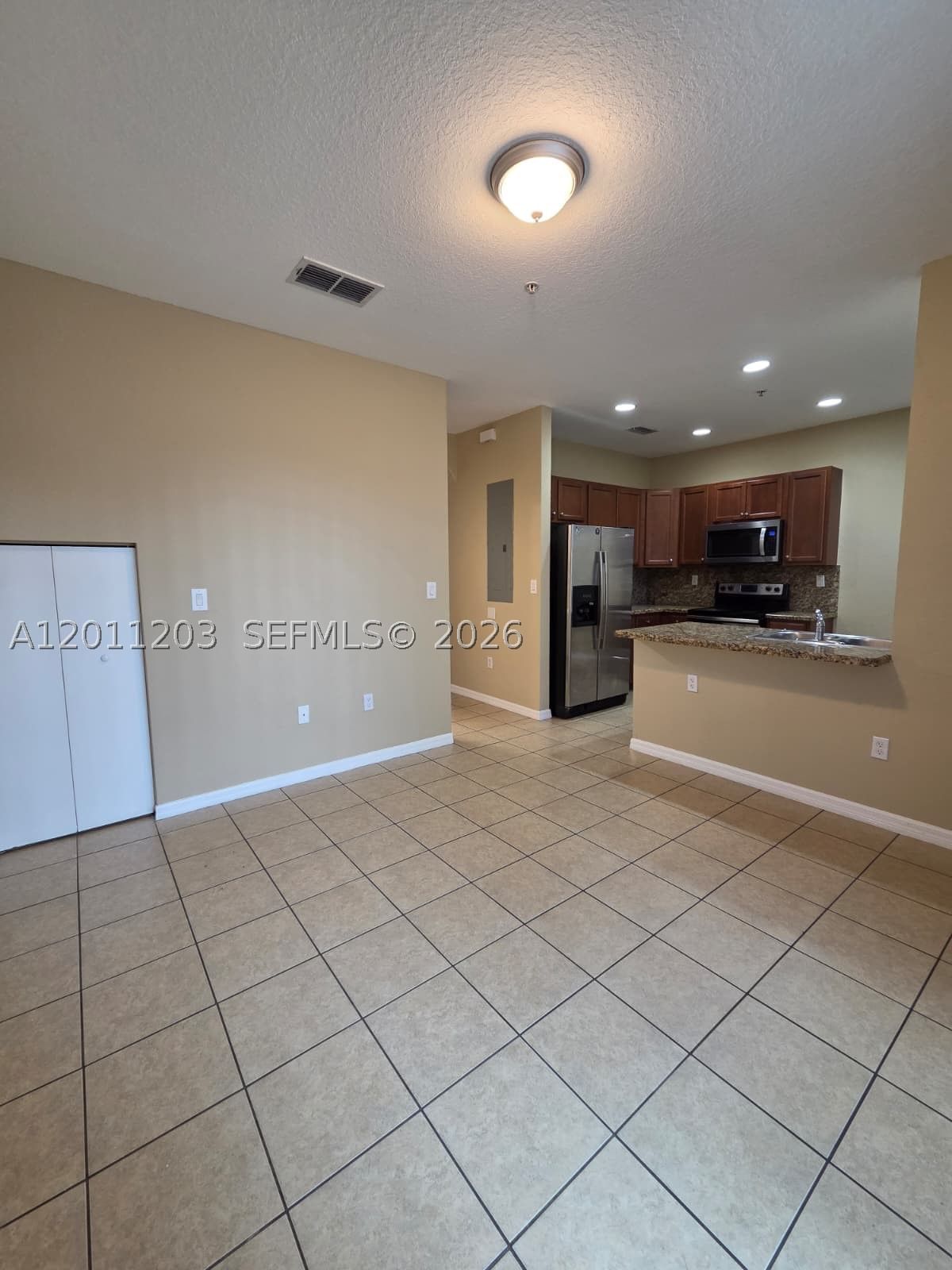 Real estate property located at 2851 Prospect Rd #404, Broward, Tuscan Villas Condo, Tamarac, FL