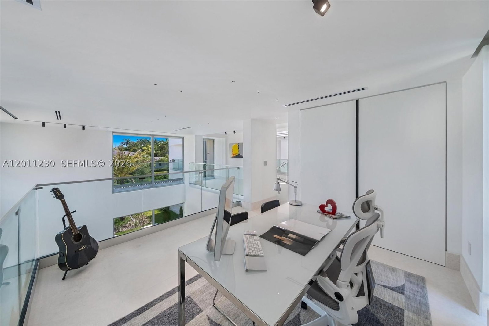 Real estate property located at 3280 Lake Ridge Lane, Broward, Estates Of Swan Lake, Weston, FL