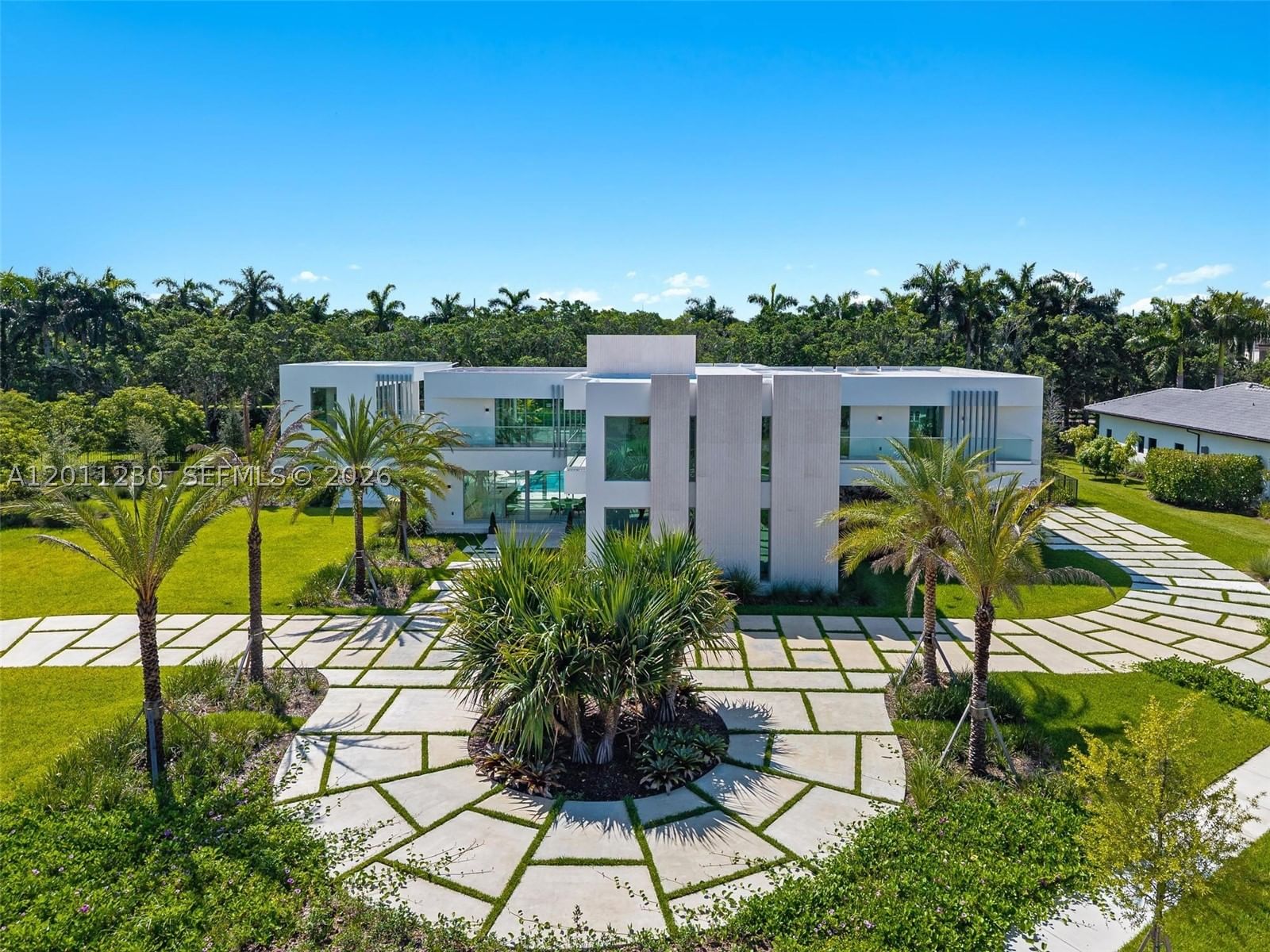 Real estate property located at 3280 Lake Ridge Lane, Broward, Estates Of Swan Lake, Weston, FL