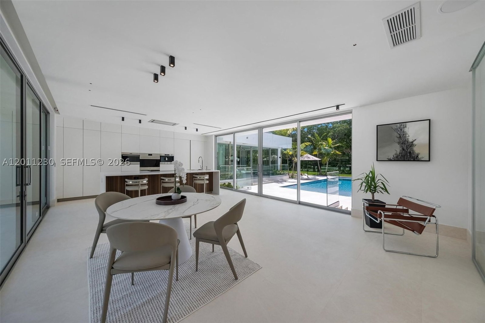 Real estate property located at 3280 Lake Ridge Lane, Broward, Estates Of Swan Lake, Weston, FL