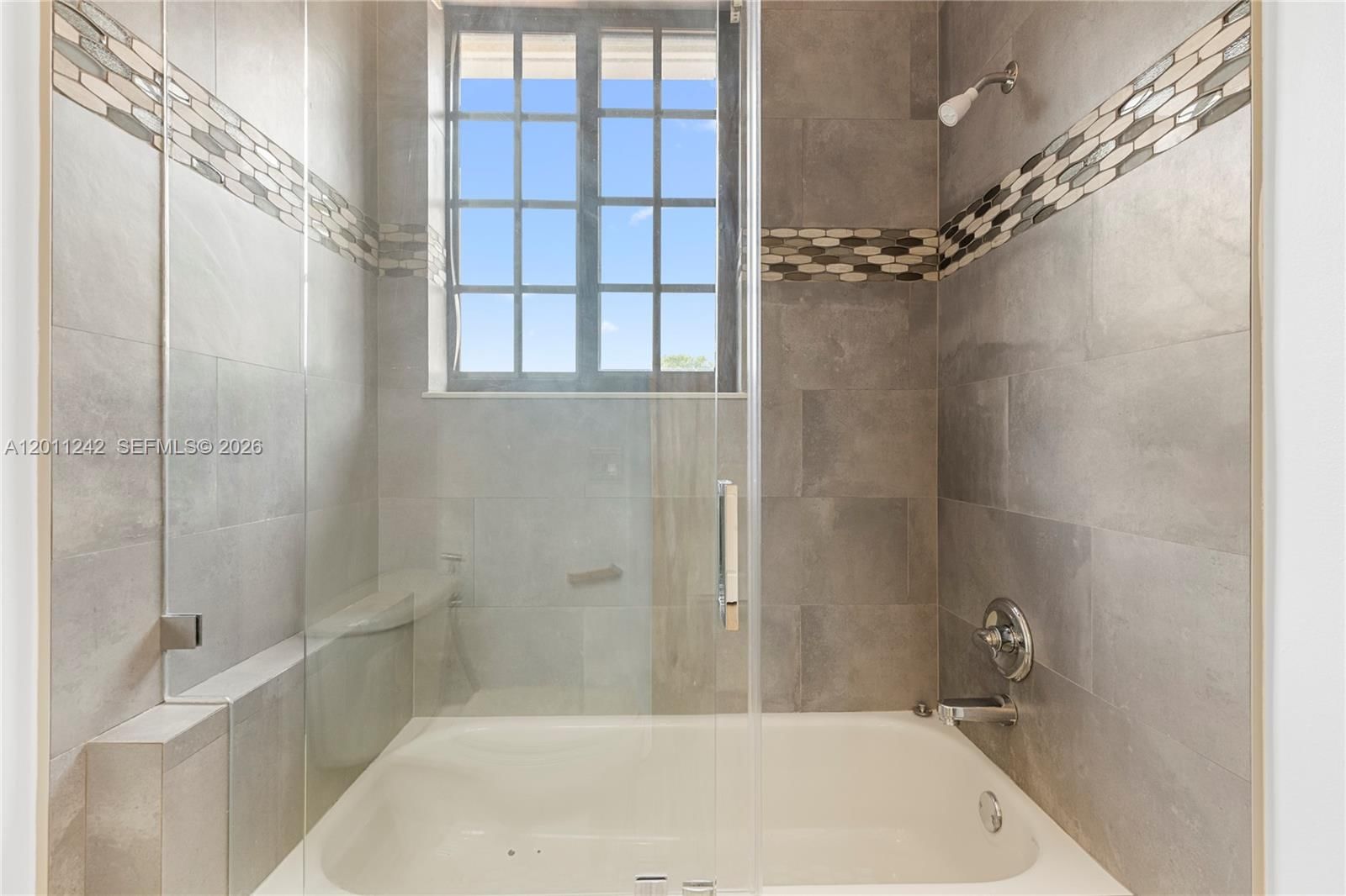 Real estate property located at 1559 Passion Vine Cr #7-2, Broward, Mariposa Pointe At Weston, Weston, FL