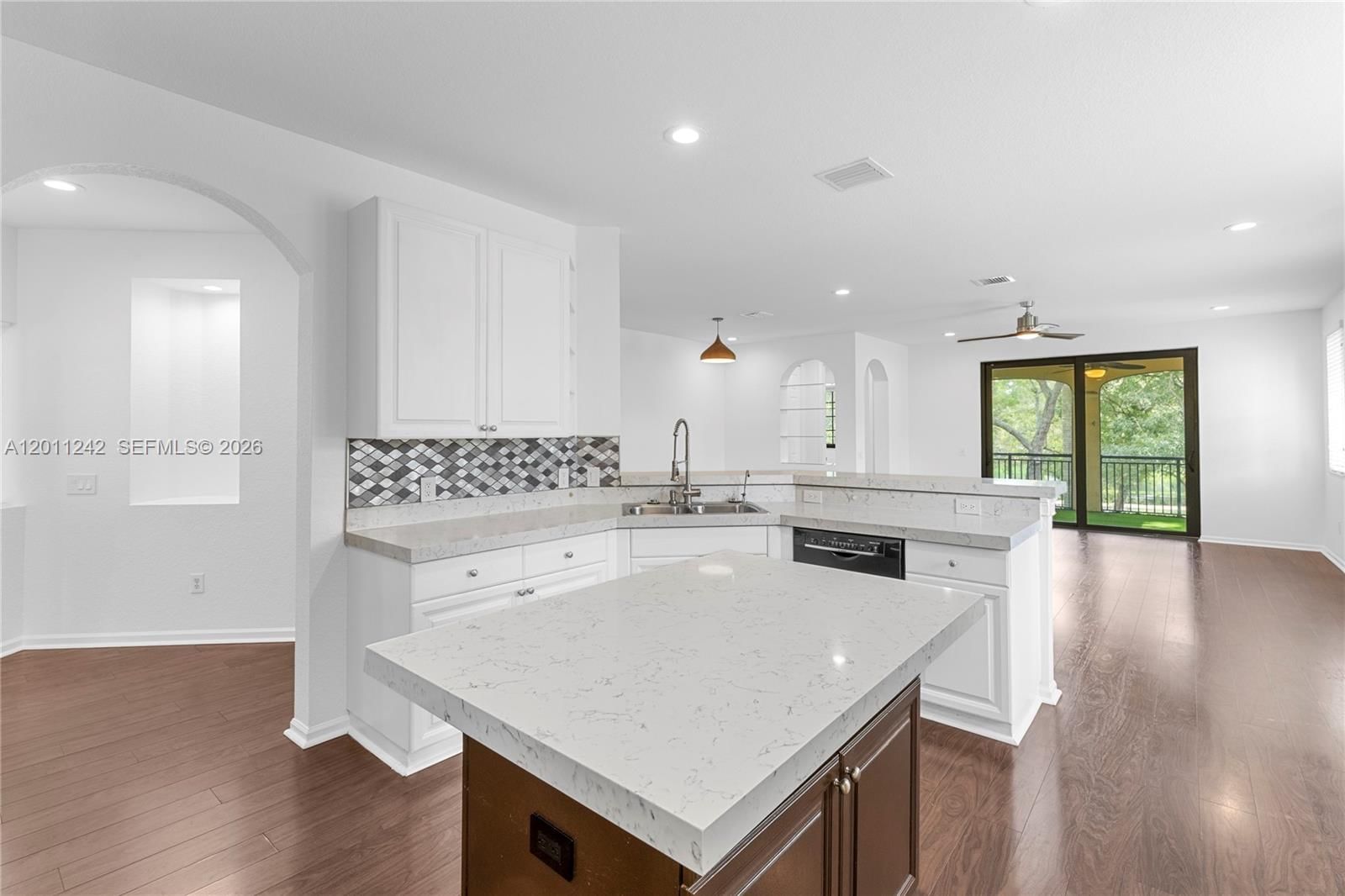Real estate property located at 1559 Passion Vine Cr #7-2, Broward, Mariposa Pointe At Weston, Weston, FL