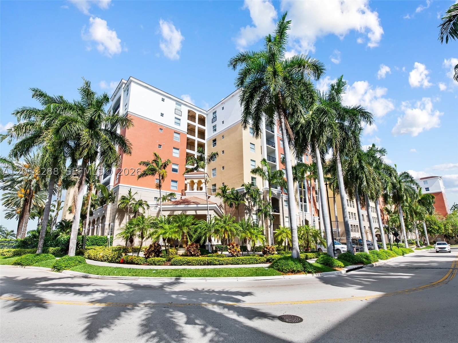 Real estate property located at 17100 Bay Rd #1614, Miami-dade, Porto Bellagio Condo, Sunny Isles Beach, FL