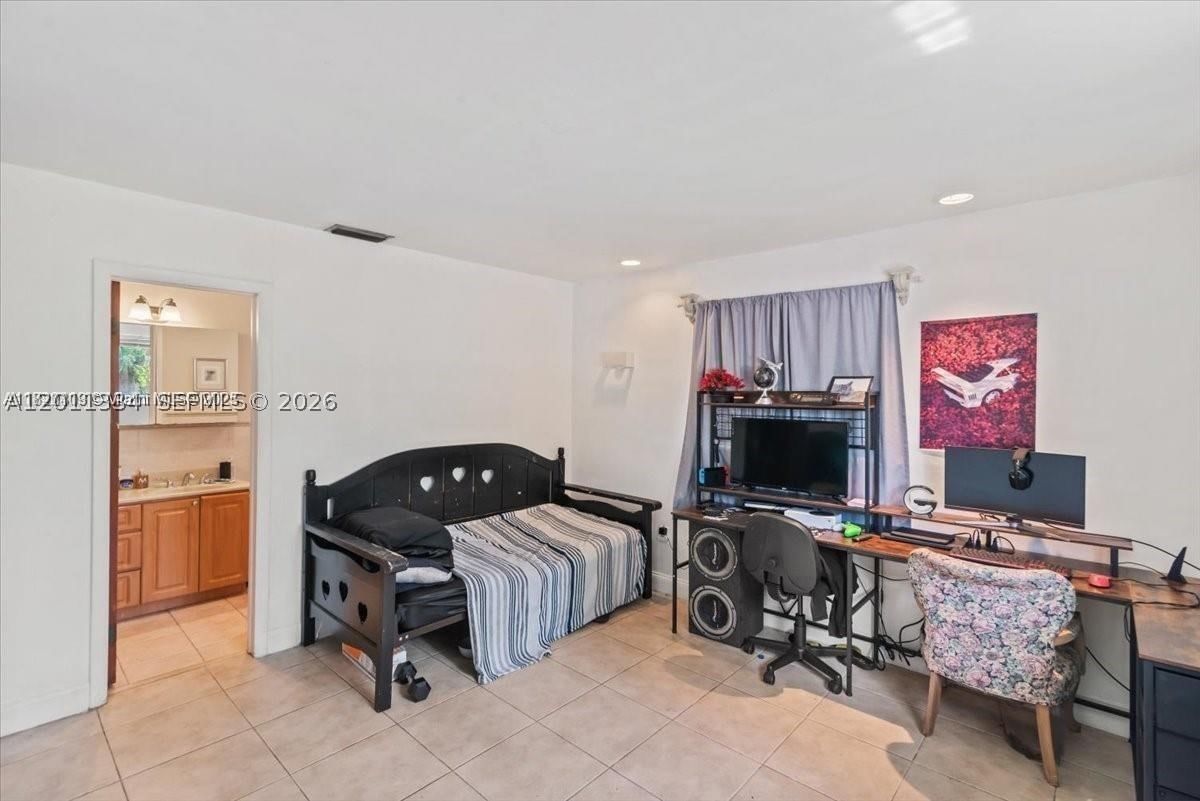 Real estate property located at 6385 25th St, Miami-dade, Coral Villas Rev, Miami, FL