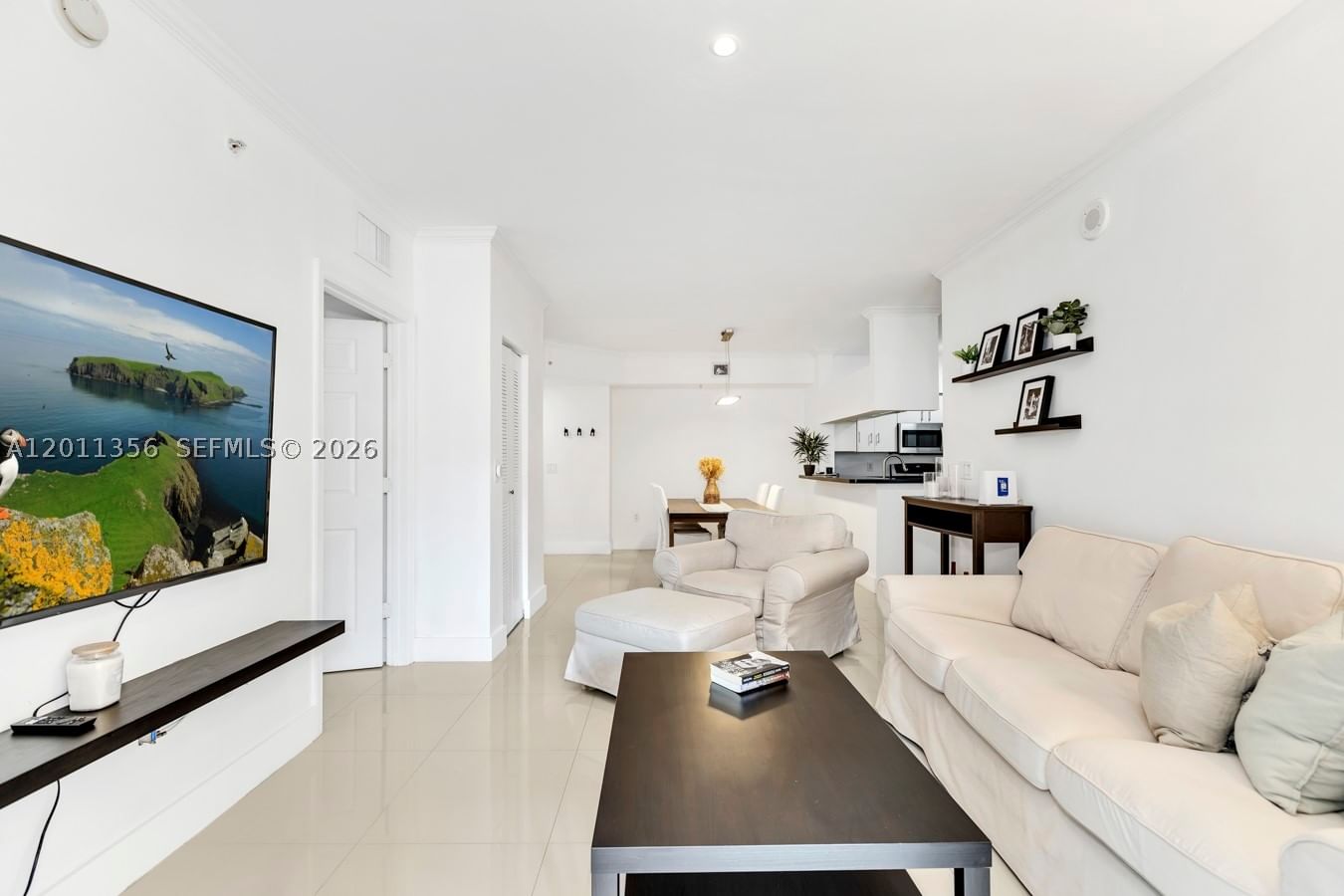Real estate property located at 17100 Bay Rd #1610, Miami-dade, Porto Bellagio Condo, Sunny Isles Beach, FL