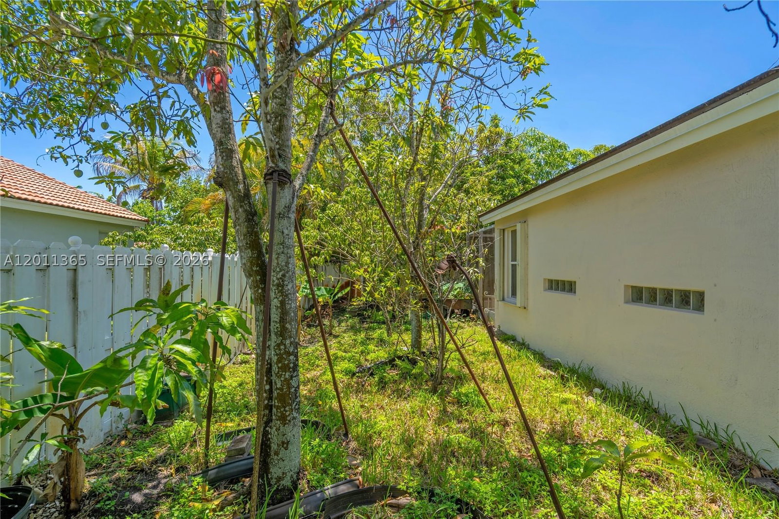 Real estate property located at 16332 10th St, Broward, Heftler Homes At Pembroke, Pembroke Pines, FL