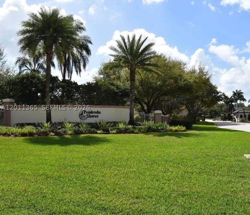 Real estate property located at 16332 10th St, Broward, Heftler Homes At Pembroke, Pembroke Pines, FL