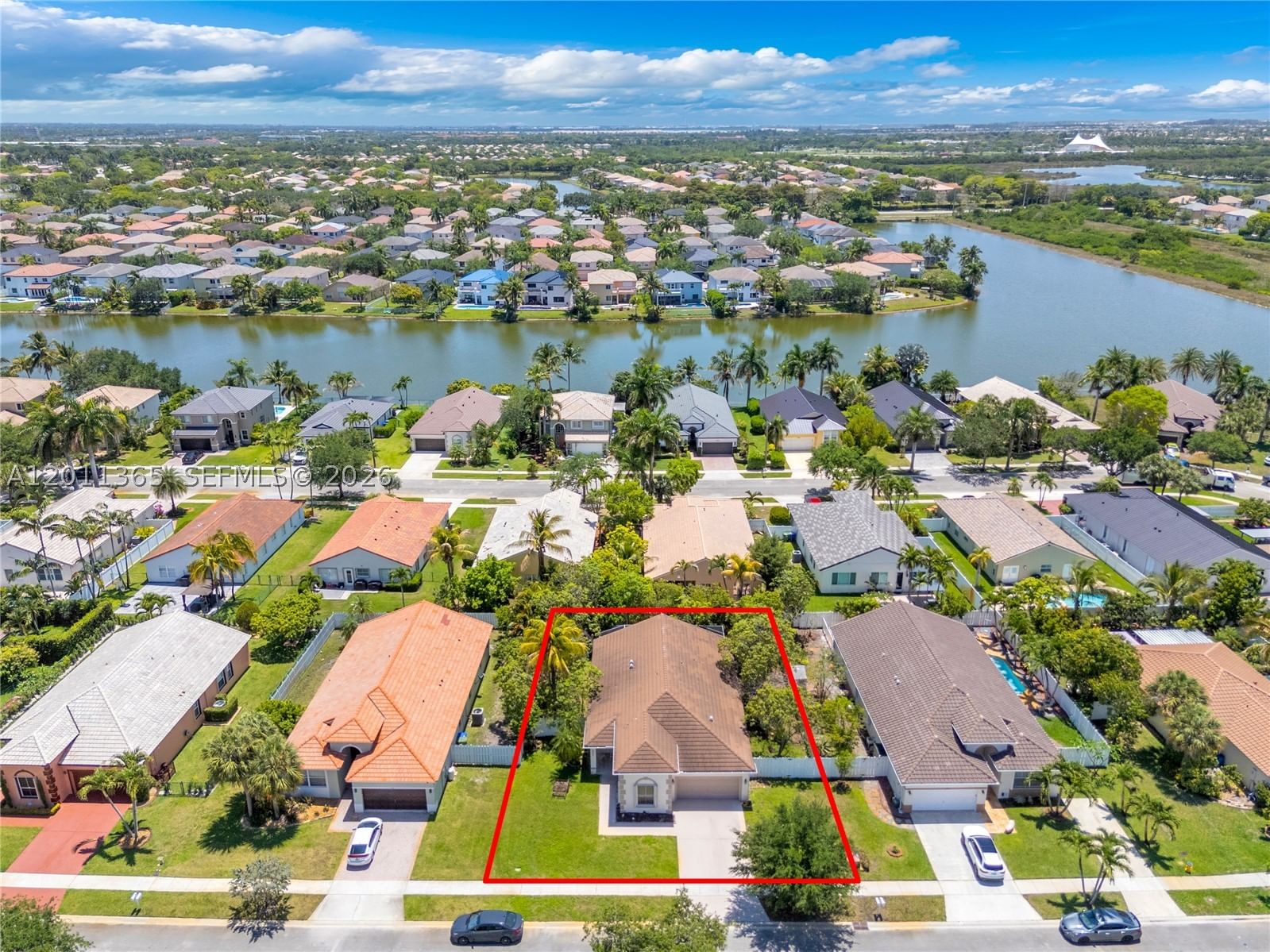 Real estate property located at 16332 10th St, Broward, Heftler Homes At Pembroke, Pembroke Pines, FL