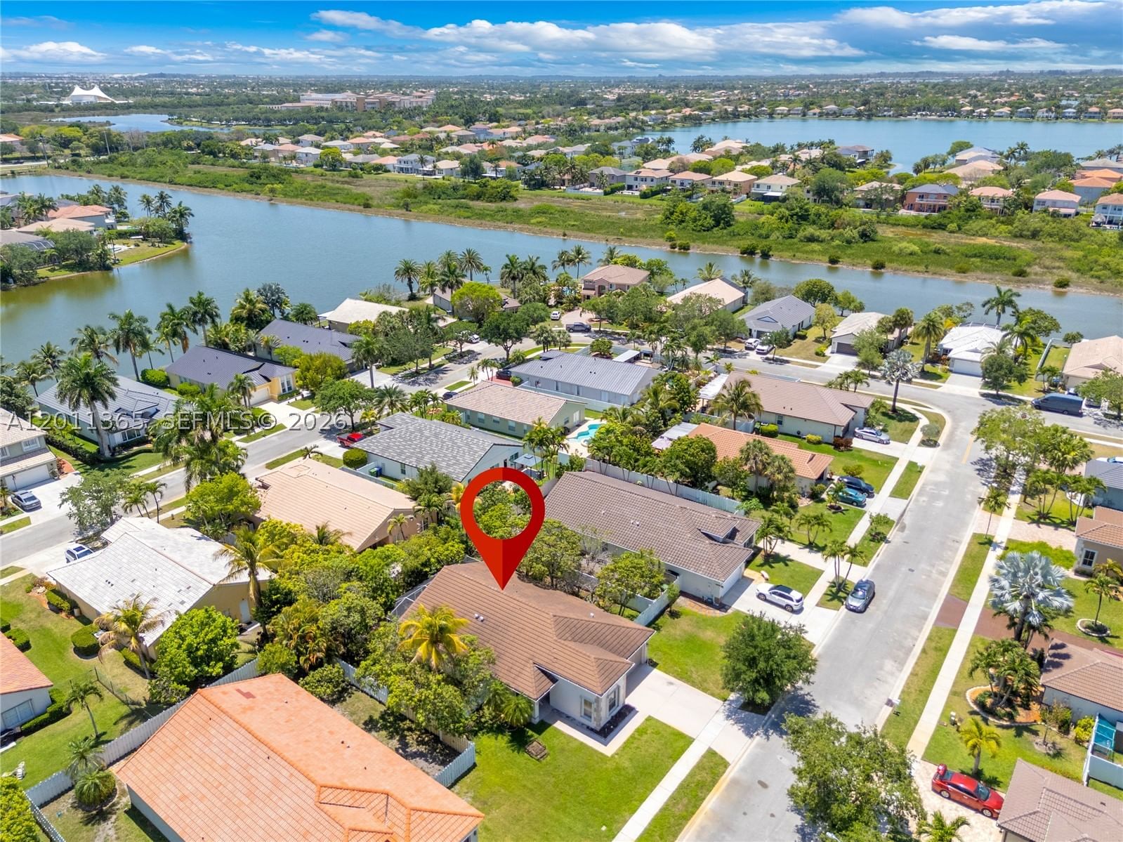 Real estate property located at 16332 10th St, Broward, Heftler Homes At Pembroke, Pembroke Pines, FL