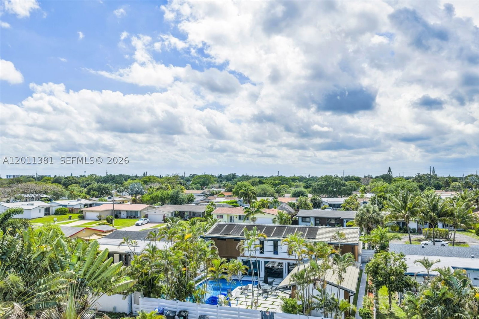 Real estate property located at 2131 53rd Ave, Broward, Hollywood Hills Amen Plat, Hollywood, FL