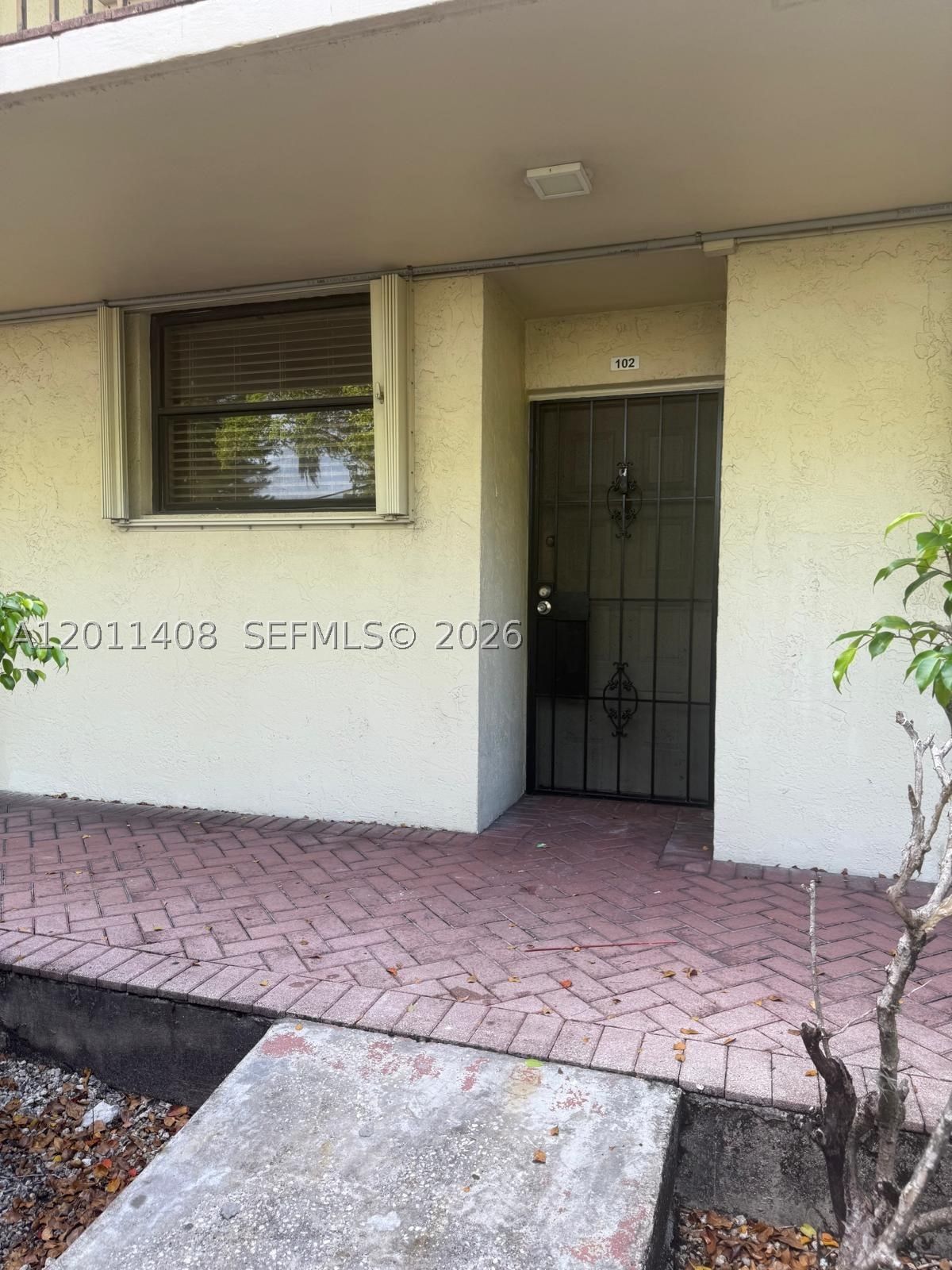 Real estate property located at 109 Lake Emerald Dr #102, Broward, Lake Emerald Condominium, Oakland Park, FL