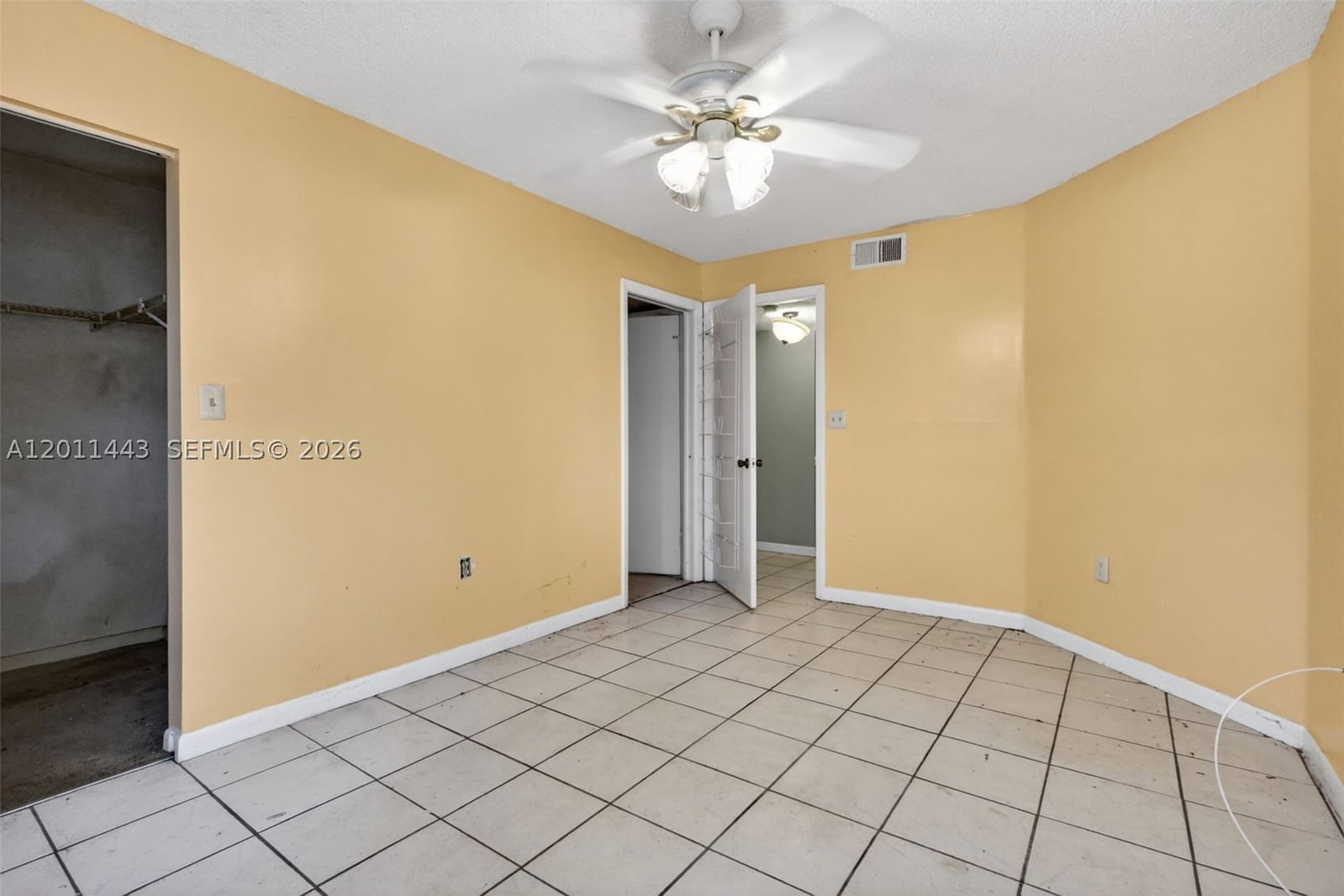 Real estate property located at 20731 4th Pl #104, Miami-dade, Carmel Lakes Condo No 8, Miami, FL