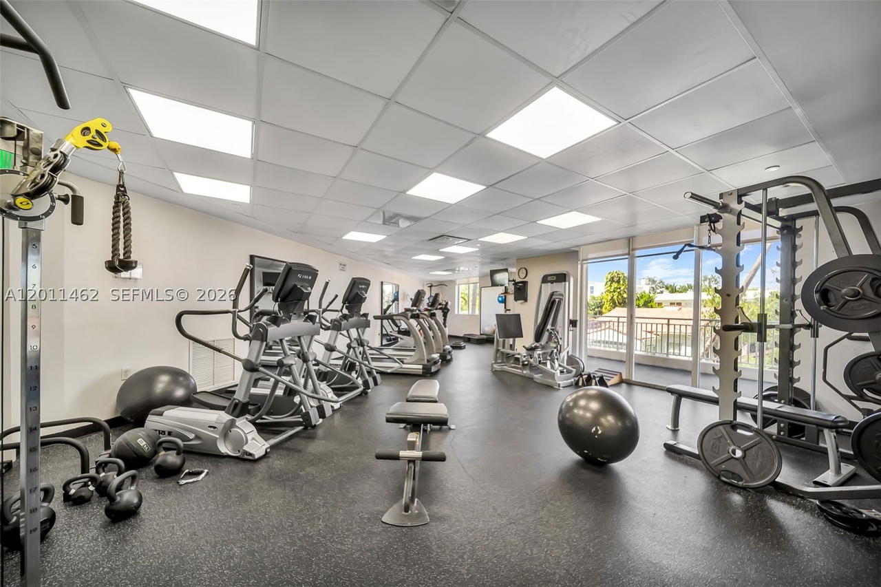 Real estate property located at 1 Century Ln #603, Miami-dade, The Vistas Condo, Miami Beach, FL