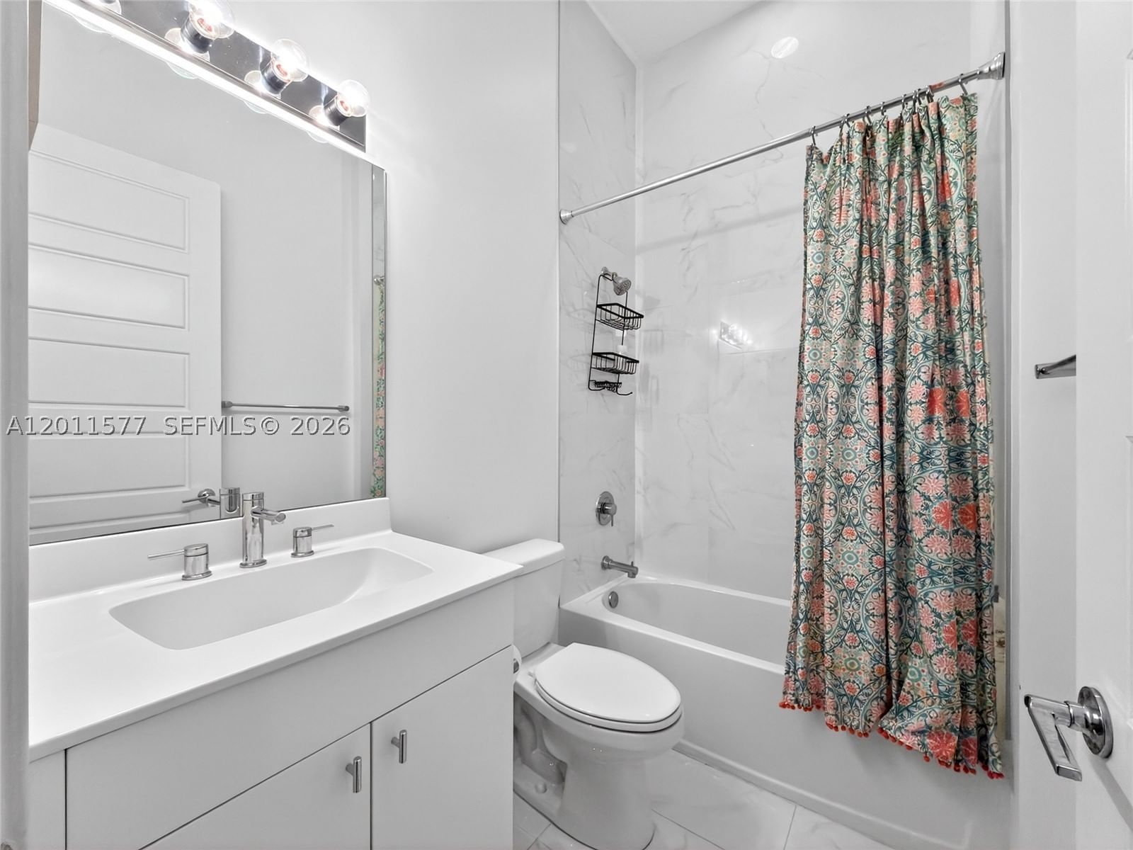 Real estate property located at 15012 177th Ter, Miami-dade, Venetian Parc, Miami, FL