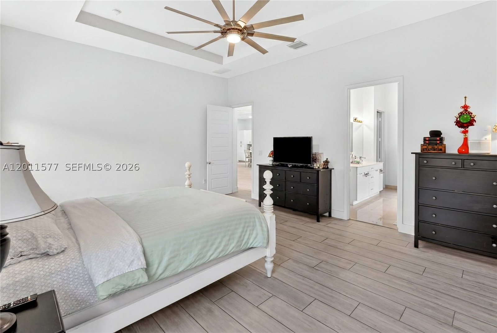 Real estate property located at 15012 177th Ter, Miami-dade, Venetian Parc, Miami, FL