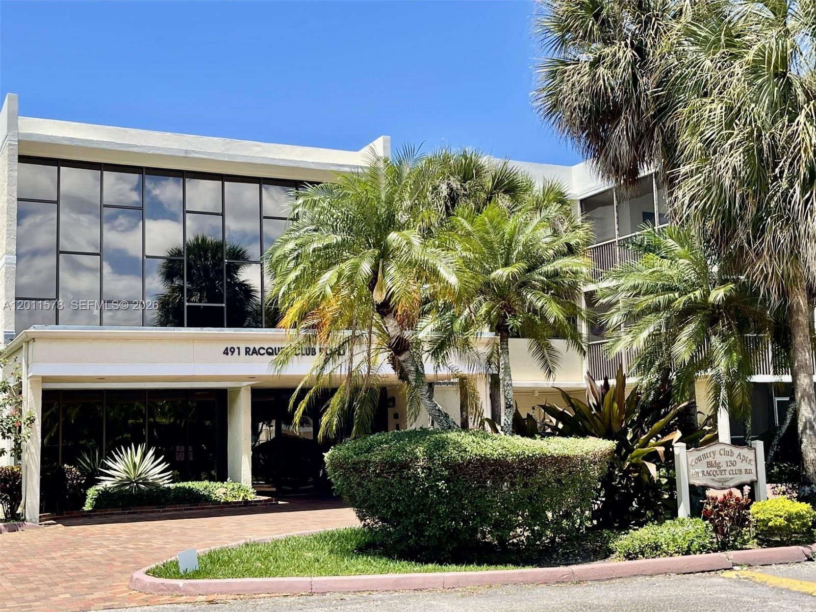 Real estate property located at 491 Racquet Club Rd #303, Broward, Bldg 130 Of Country Club, Weston, FL