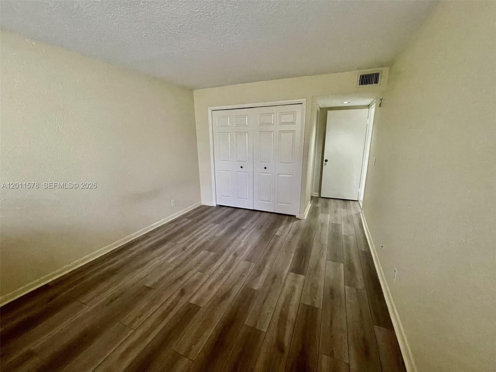 Real estate property located at 491 Racquet Club Rd #303, Broward, Bldg 130 Of Country Club, Weston, FL