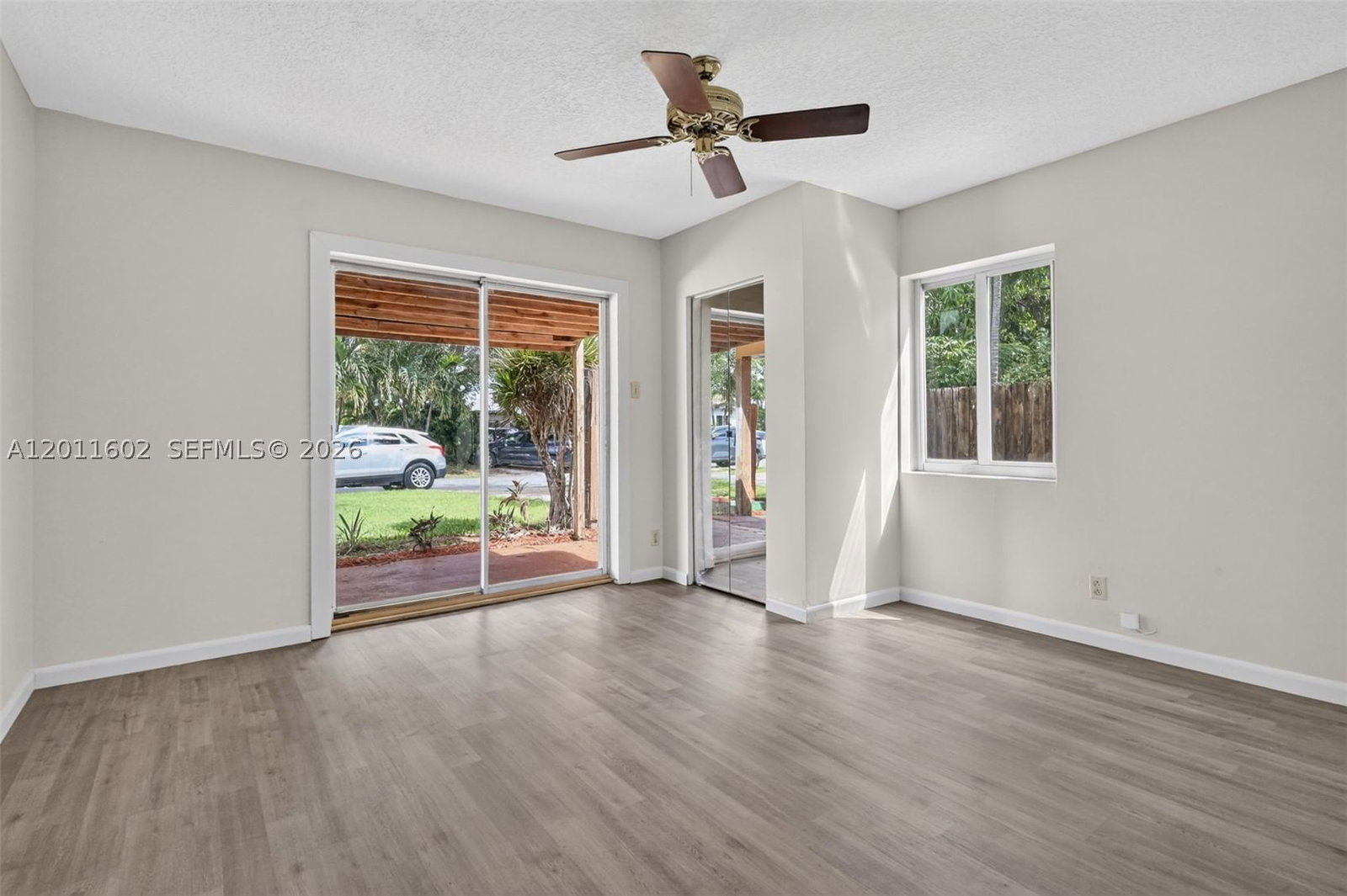 Real estate property located at 40 8th St, Broward, Forrest Homesites, Dania Beach, FL