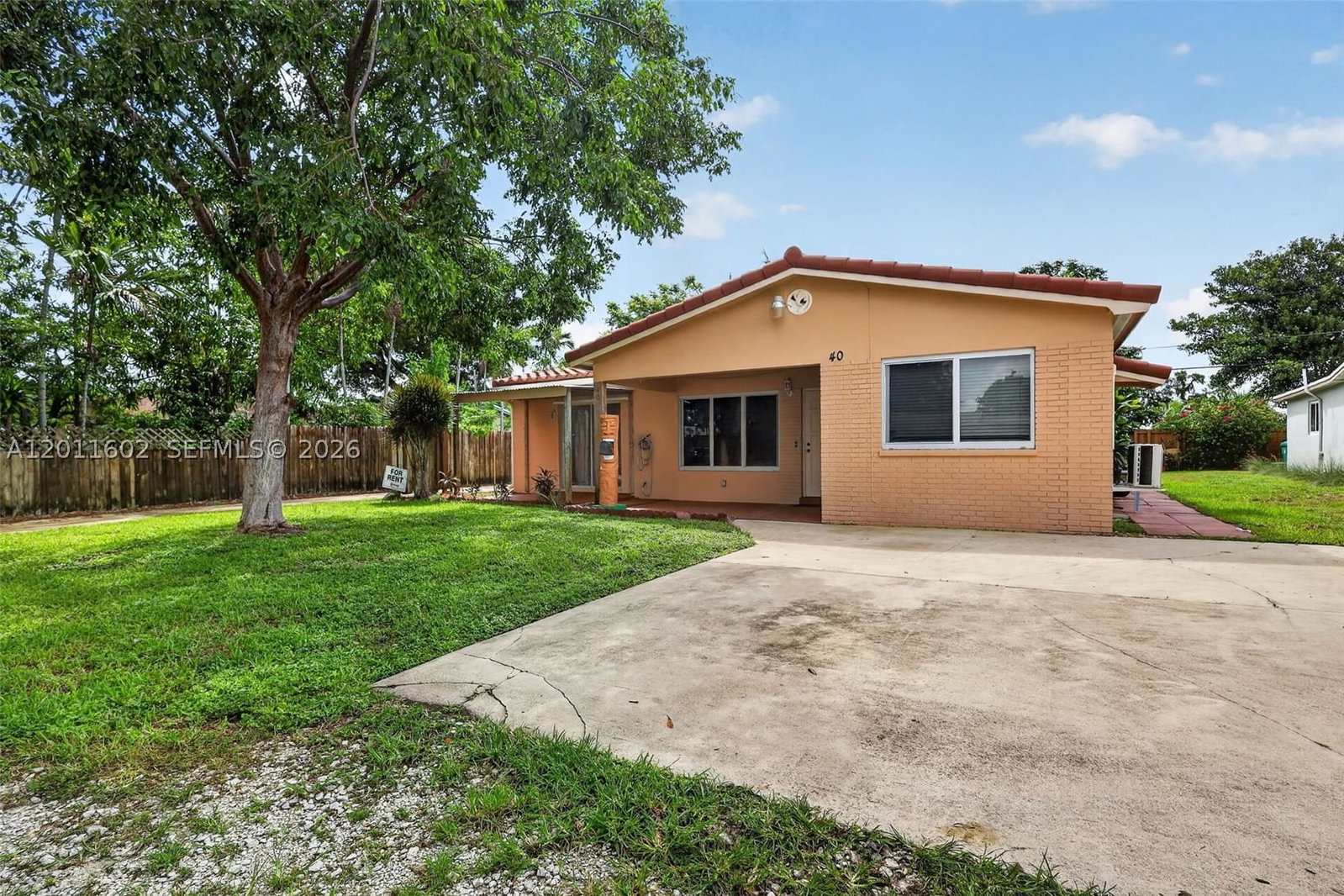 Real estate property located at 40 8th St, Broward, Forrest Homesites, Dania Beach, FL