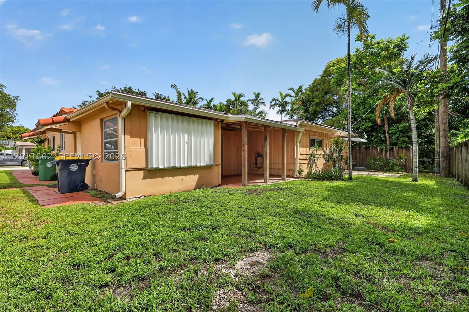 Real estate property located at 40 8th St, Broward, Forrest Homesites, Dania Beach, FL
