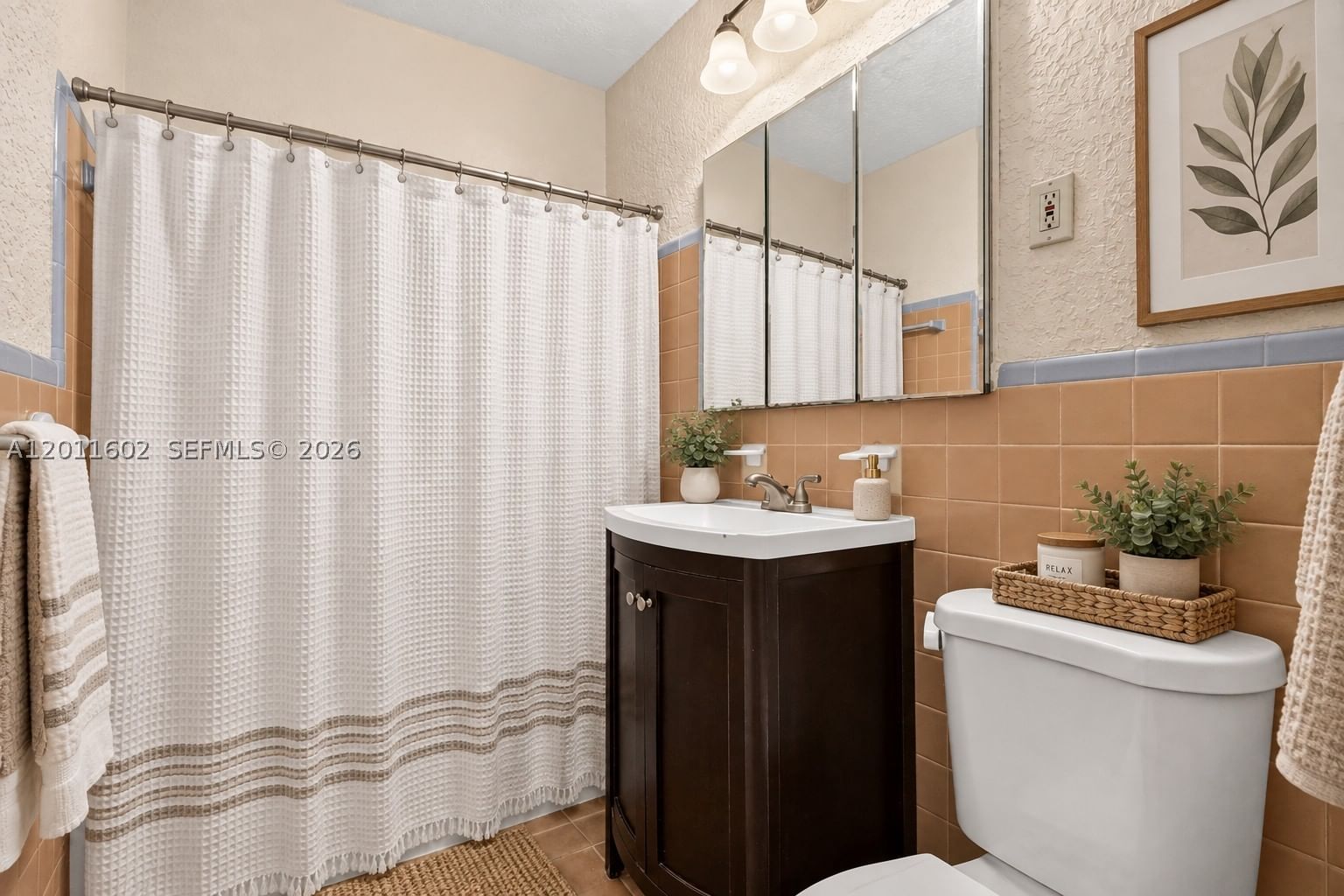 Real estate property located at 40 8th St, Broward, Forrest Homesites, Dania Beach, FL
