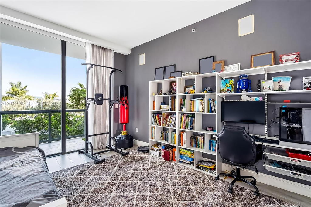 Real estate property located at 3300 188th St #216, Miami-dade, Echo Condo, Aventura, FL