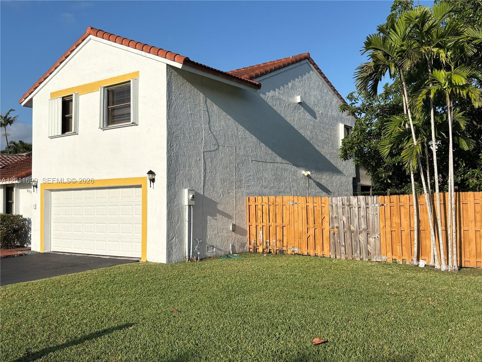 Real estate property located at 6700 104th Ct, Miami-dade, Pueblo Del Sol Sec 6, Miami, FL