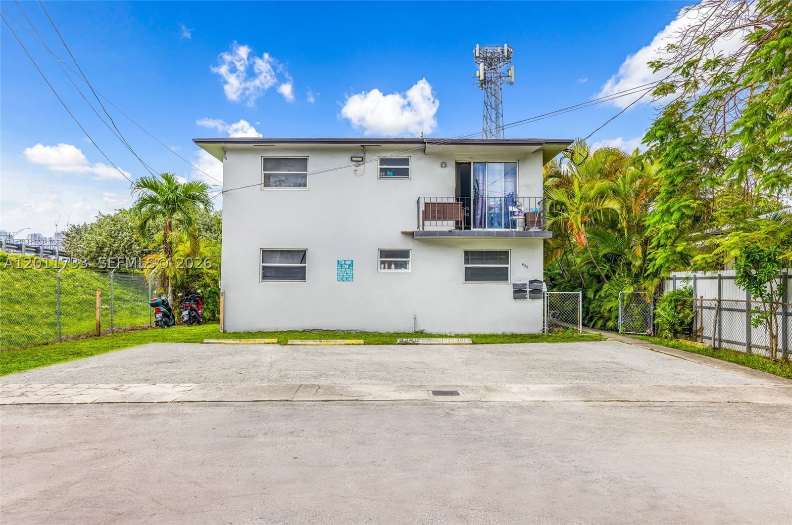 Real estate property located at 650 28th St, Miami-dade, Edgewood Sub, Miami, FL