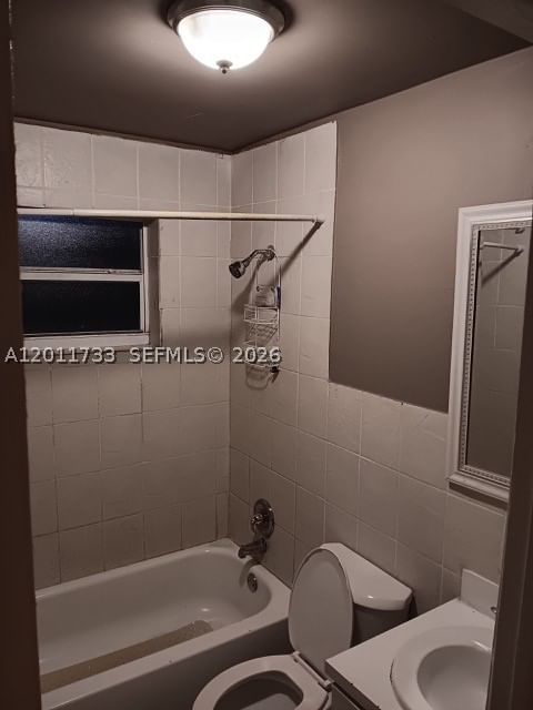 Real estate property located at 650 28th St, Miami-dade, Edgewood Sub, Miami, FL
