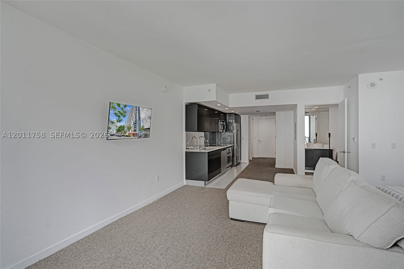 Real estate property located at 31 6th St #805, Miami-dade, Mybrickell Condo, Miami, FL