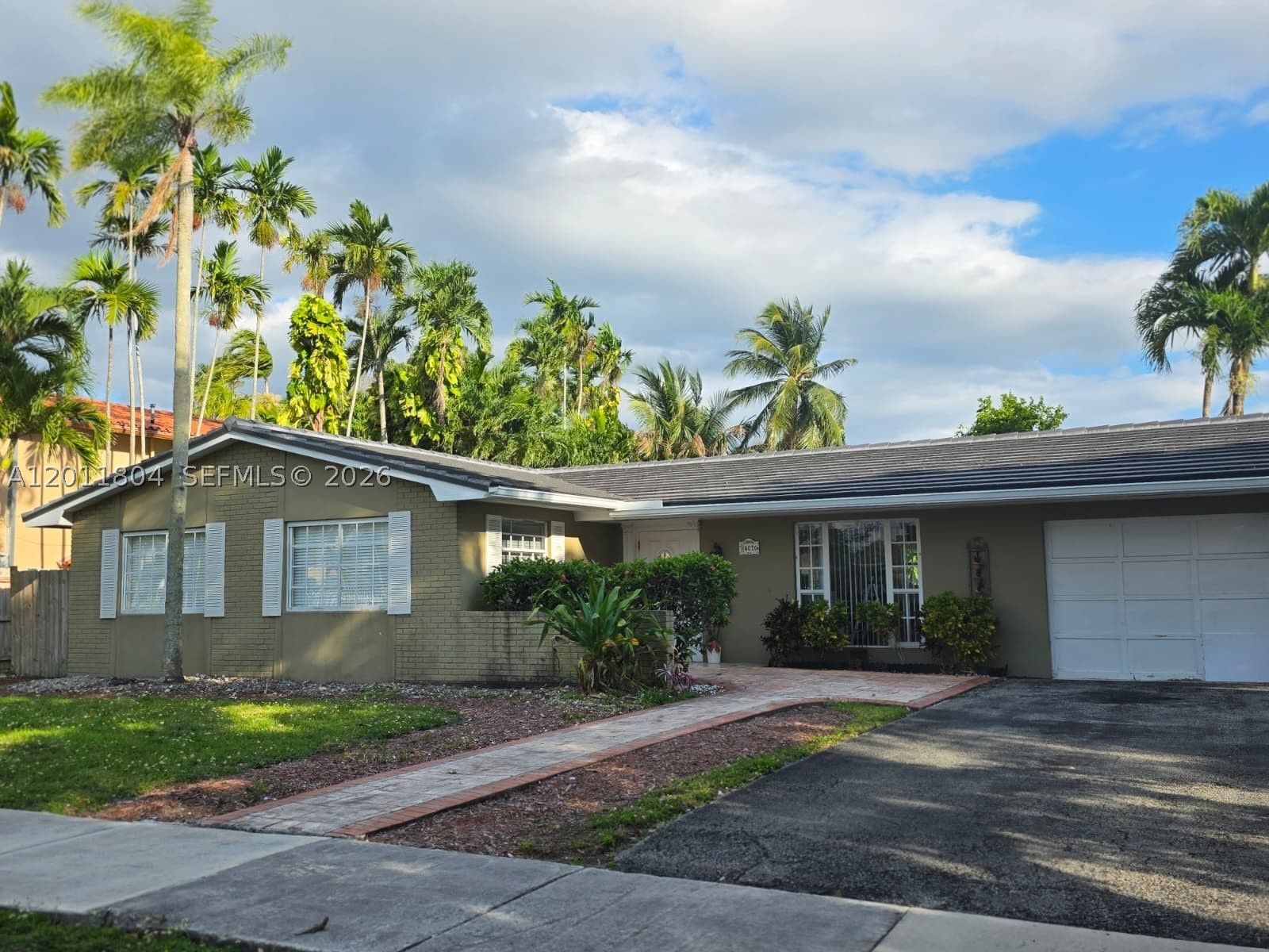 Real estate property located at 14020 83rd St, Miami-dade, Kendale Lakes Sec One, Miami, FL