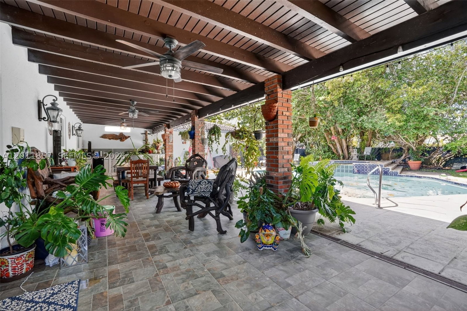 Real estate property located at 3024 98th Ct, Miami-dade, Maracas Sub, Miami, FL