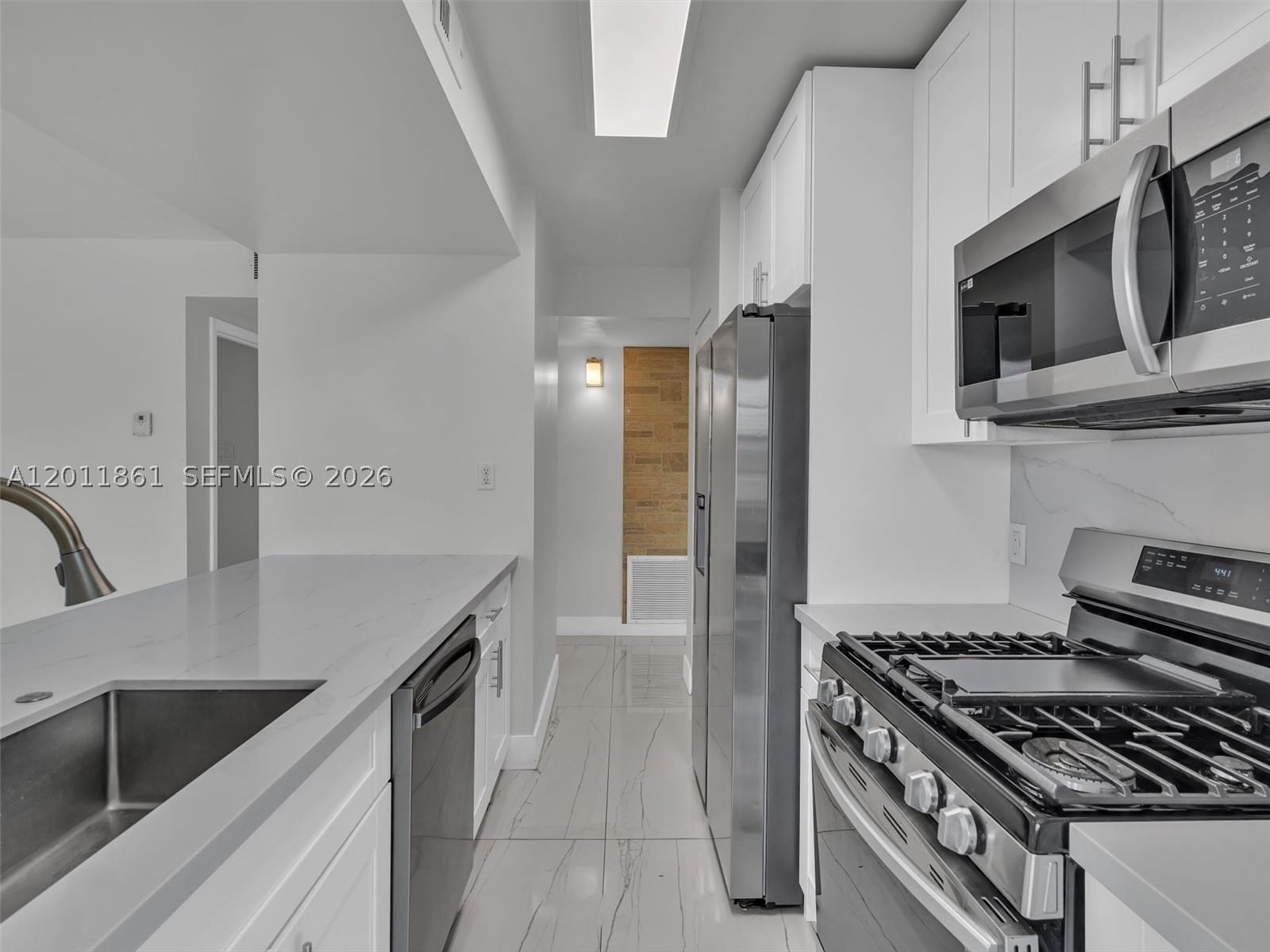 Real estate property located at 15325 106th Ter #636, Miami-dade, Hammocks Trails Condo, Miami, FL